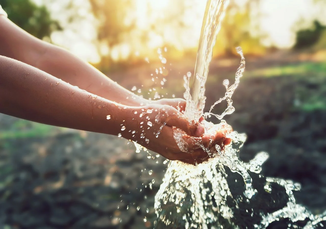 Impacto ambiental: ¿Cómo el tratamiento del agua puede mejorar la gestión de los recursos hídricos?
